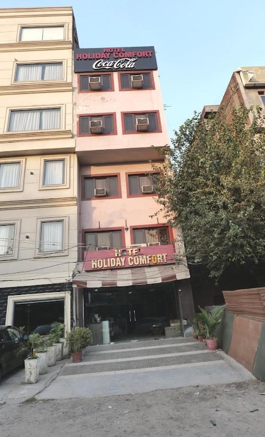 Hotel Holiday Comfort Амритсар Экстерьер фото
